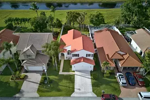 4583 NW 7th Pl, Deerfield Beach, FL 33442 - Photo 2