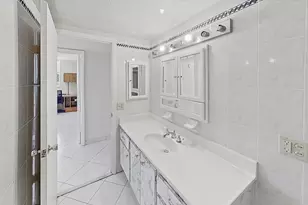 1601 S Ocean Dr, Hollywood, FL 33019 - Photo 26
