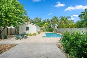 611 N Palmway, Lake Worth Beach, FL 33460 - Photo 2