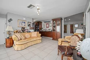 7678 Solimar Cir, Boca Raton, FL 33433 - Photo 6