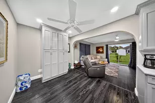 2341 SE West Blackwell Dr, Port Saint Lucie, FL 34952 - Photo 10