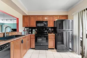 105 Tropic Isle Dr, Delray Beach, FL 33483 - Photo 8