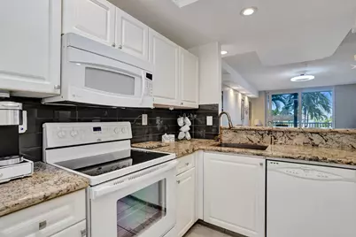 1391 S Ocean Boulevard, Pompano Beach, FL 33062 - Photo 4