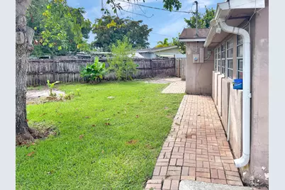 752 Orchid Drive, Royal Palm Beach, FL 33411 - Photo 26
