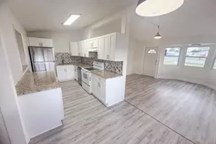 752 Orchid Dr, Royal Palm Beach, FL 33411 - Photo 10