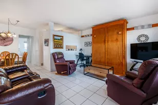 925 SW 11th Ave, Hallandale Beach, FL 33009 - Photo 6