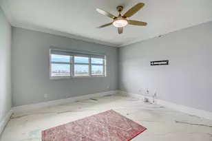 2650 Lake Shore Dr, Riviera Beach, FL 33404 - Photo 16