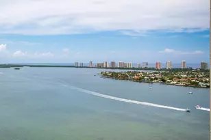 2650 Lake Shore Dr, Riviera Beach, FL 33404 - Photo 12