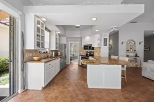 2862 Irma Lake Dr, West Palm Beach, FL 33411 - Photo 8
