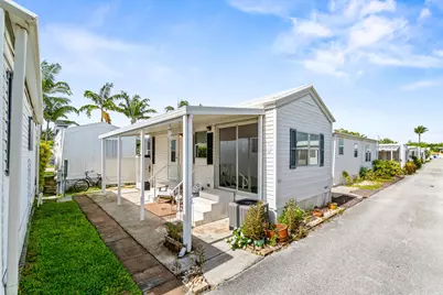 12 Hibiscus Drive #H, Briny Breezes, FL 33435 - Photo 2
