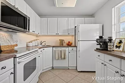 2182 NE 1st Way #202, Boynton Beach, FL 33435 - Photo 8