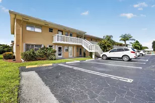 2182 NE 1st Way, Boynton Beach, FL 33435 - Photo 2