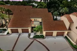 111 Waterview Dr, Palm Beach Gardens, FL 33418 - Photo 2