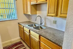 240 Croton Ave, Lantana, FL 33462 - Photo 4
