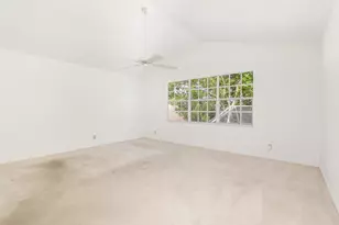 22 Selby Ln, Palm Beach Gardens, FL 33418 - Photo 14