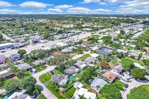 261 NE 45th St, Oakland Park, FL 33334 - Photo 52