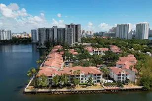 17900 NE 31st Ct, Aventura, FL 33160 - Photo 4