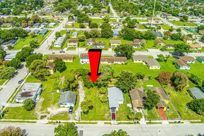 807 N 22nd N Street, Fort Pierce, FL 34950 - Photo 4