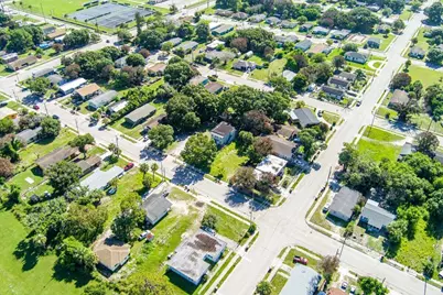 807 N 22nd N Street, Fort Pierce, FL 34950 - Photo 18