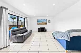 2716 Yale Ln, Boynton Beach, FL 33426 - Photo 10