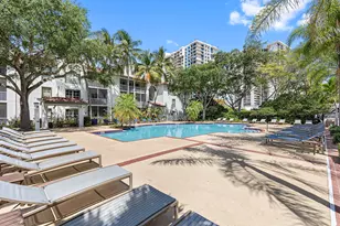 17900 NE 31st Ct, Aventura, FL 33160 - Photo 30