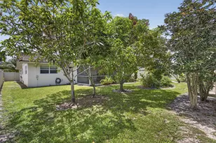 9860 Honeysuckle Ave, Palm Beach Gardens, FL 33410 - Photo 44
