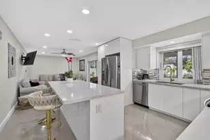 9860 Honeysuckle Ave, Palm Beach Gardens, FL 33410 - Photo 20
