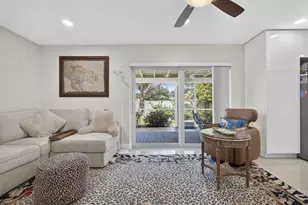 9860 Honeysuckle Ave, Palm Beach Gardens, FL 33410 - Photo 12