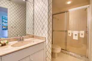 525 Prestwick Cir, Palm Beach Gardens, FL 33418 - Photo 16