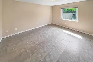 2361 NE 21st Ave, Jensen Beach, FL 34957 - Photo 4