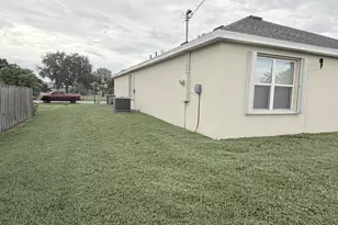 322 SW Molloy St, Port Saint Lucie, FL 34984 - Photo 36