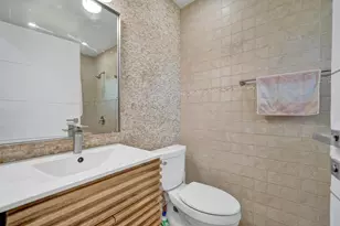 4701 N 36th Ct, Hollywood, FL 33021 - Photo 12