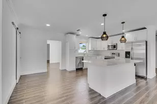 204 W Whitney Dr, Jupiter, FL 33458 - Photo 10