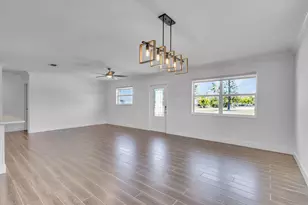 204 W Whitney Dr, Jupiter, FL 33458 - Photo 8