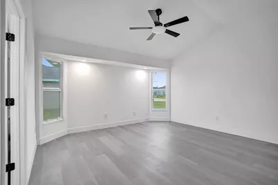 1237 SW Edinburgh Drive, Port Saint Lucie, FL 34953 - Photo 24