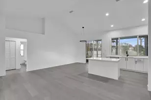 1237 SW Edinburgh Dr, Port Saint Lucie, FL 34953 - Photo 18
