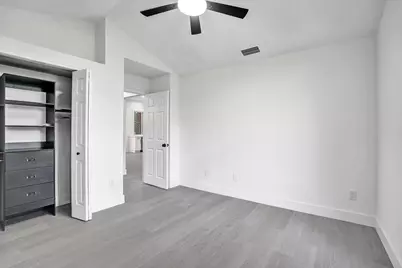 1237 SW Edinburgh Drive, Port Saint Lucie, FL 34953 - Photo 32