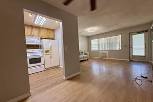 141 Northampton G, West Palm Beach, FL 33417 - Photo 6
