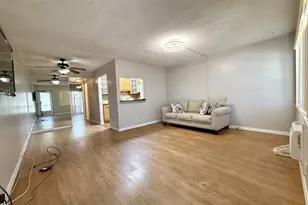 141 Northampton G, West Palm Beach, FL 33417 - Photo 4