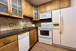 141 Northampton G, West Palm Beach, FL 33417 - Photo 1