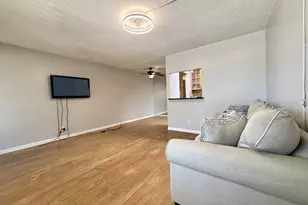 141 Northampton G, West Palm Beach, FL 33417 - Photo 2