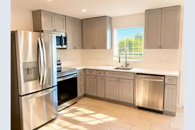 607 SW 10th Street #Guest Home In The Back, Fort Lauderdale, FL 33315 - Photo 2