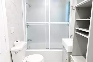 607 SW 10th St, Fort Lauderdale, FL 33315 - Photo 4