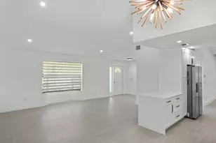 14814 Paddock Dr, Wellington, FL 33414 - Photo 12