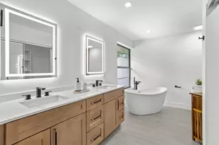 14814 Paddock Dr, Wellington, FL 33414 - Photo 16