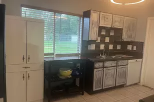 450 SW Belmont Cir, Port Saint Lucie, FL 34953 - Photo 4