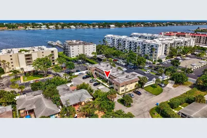 1204 S Lake Drive E #3, Lantana, FL 33462 - Photo 14