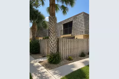 234 Lake Arbor Drive, Palm Springs, FL 33461 - Photo 2