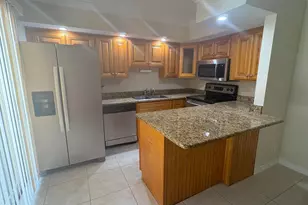 234 Lake Arbor Dr, Palm Springs, FL 33461 - Photo 2
