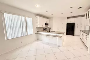 12310 Riverfalls Ct, Boca Raton, FL 33428 - Photo 10